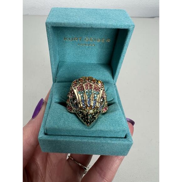 NIB Kurt Geiger Bird Head Ring Gold Tone Multicolor Rainbow Size 8 - Picture 1 of 12